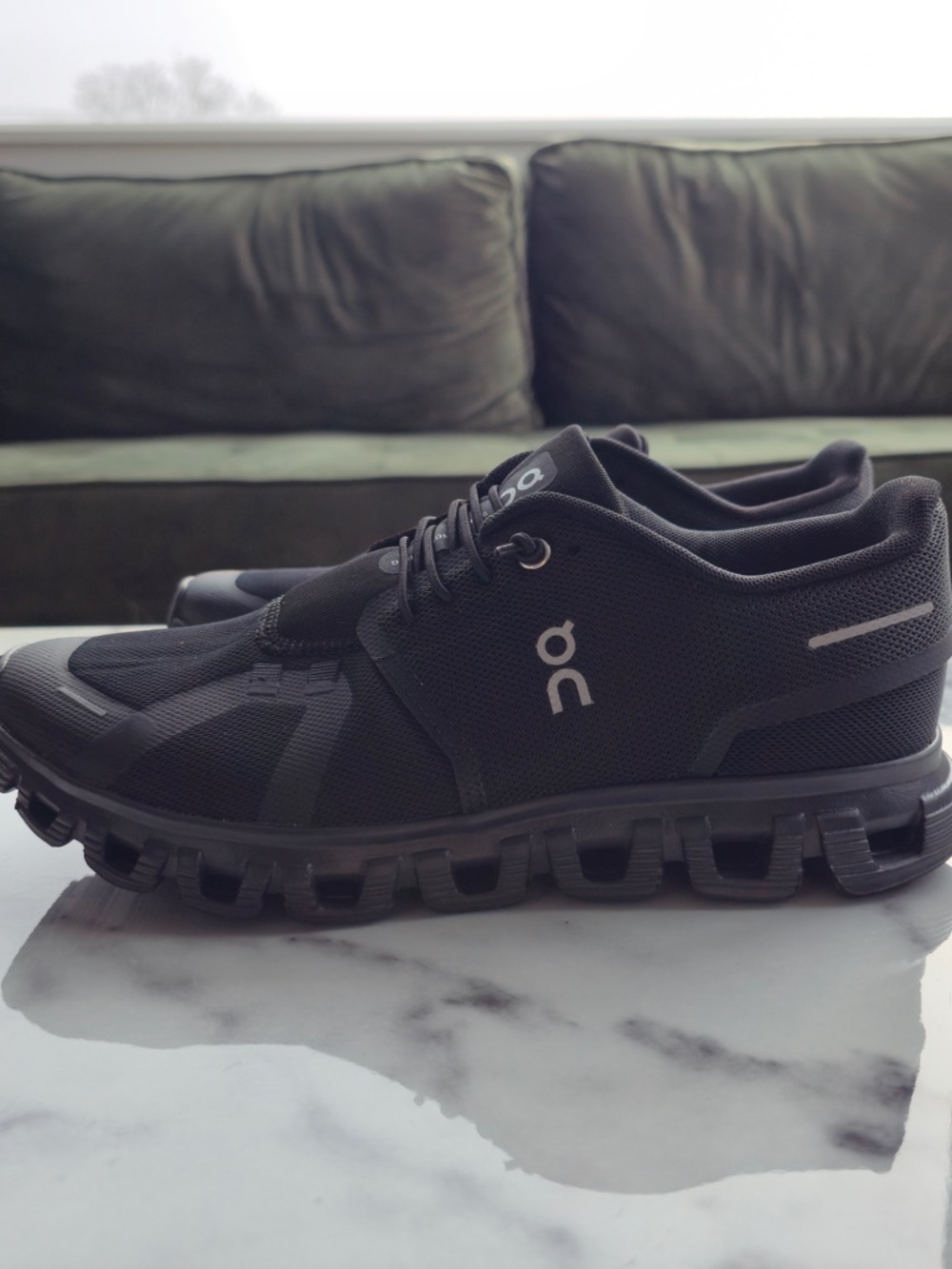 On Running Cloud 6 – Women's Black